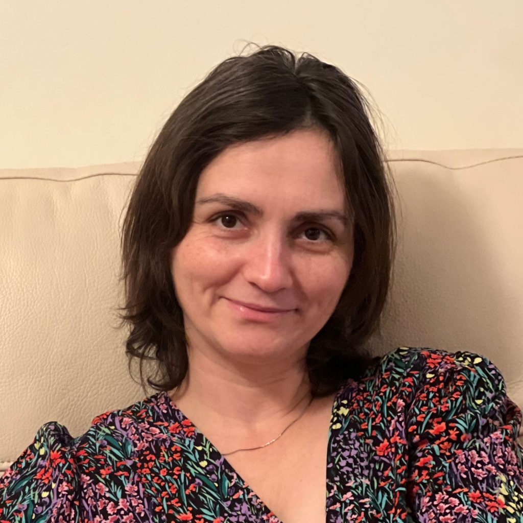 DR ANCA-LIANA CIOBOTARU The only UK Allergy-Immunology Functional Doctor Addressing the root cause of immune imbalance which can drive allergy, autoimmunity and the weird symptoms your doctors can’t explain. Free discovery calls. allergyimmunologydoctor.com immunityspecialist.com https://www.facebook.com/immunityspecialist/ https://www.linkedin.com/company/the-allergy-immunology-doctor-ltd/ info@allergyimmunologydoctor.com